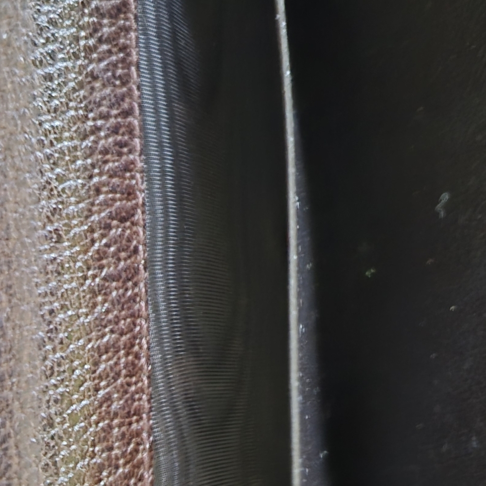 Gucci Textured Brown Leather Wallp)0
